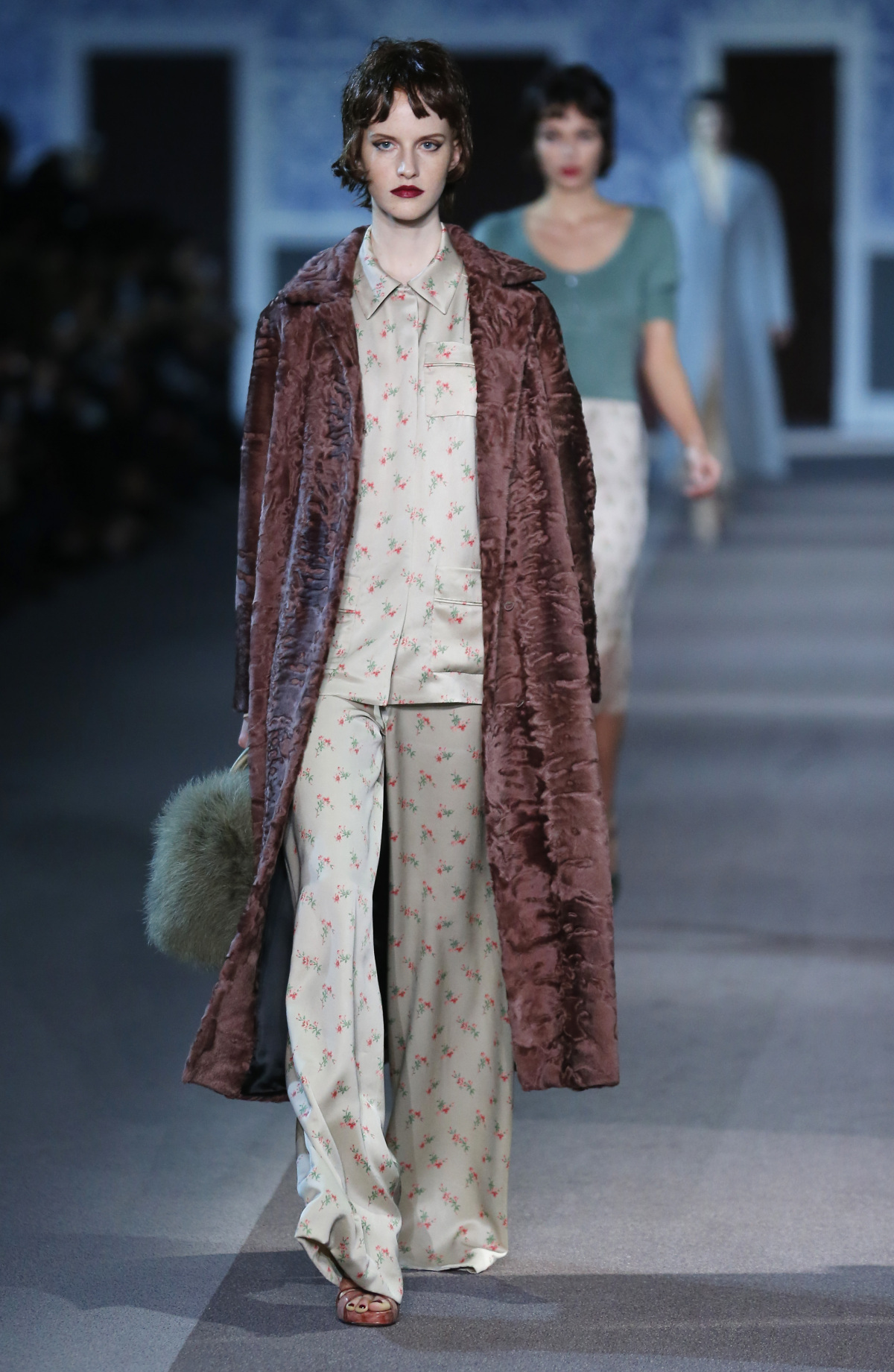 Louis Vuitton - jeseň-zima 2013 - Paríž