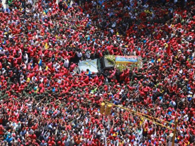 Chavez, Caracas