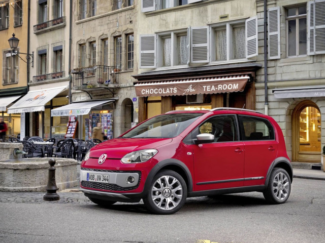 Volkswagen cross up!