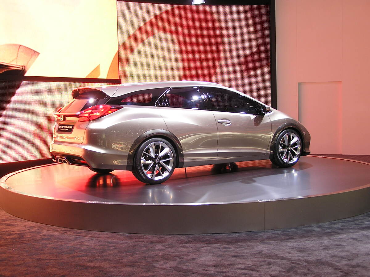 Honda Civic Tourer Concept