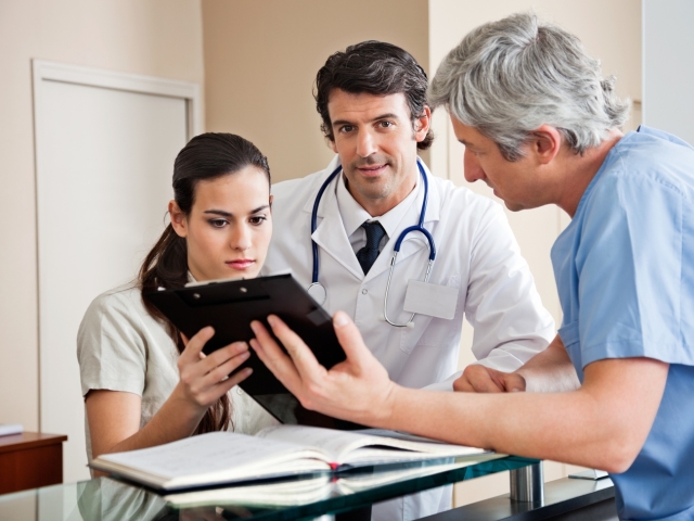 doktor, lekár, pacient, ambulancia, vyšetrenie, prevencia, prehliadka