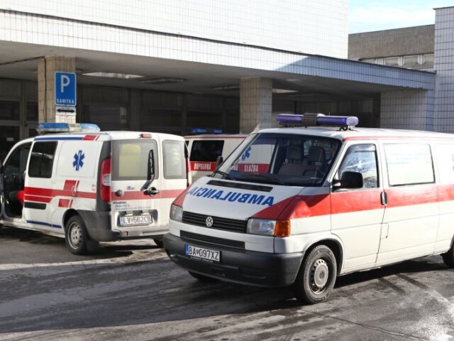 sanitka, pohotovosť, prvá pomoc