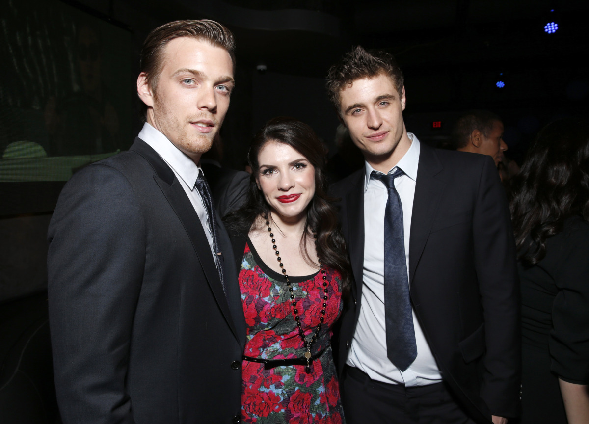Jake Abel, spisovateľka Stephenie Meyer a Max Irons