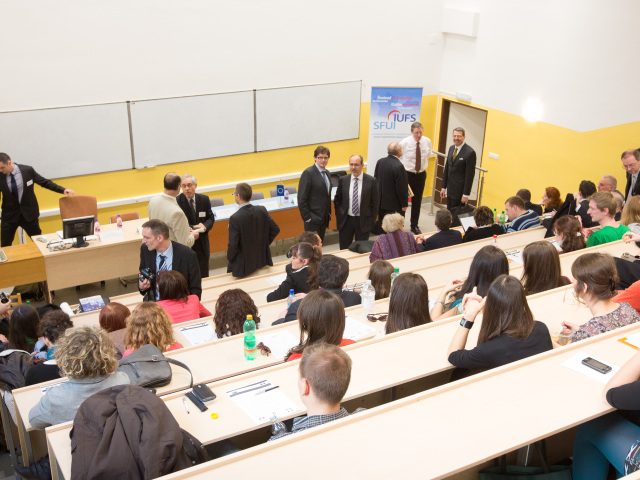 stretnutie studentov s manazermi francuzskych firiem na Slovensk