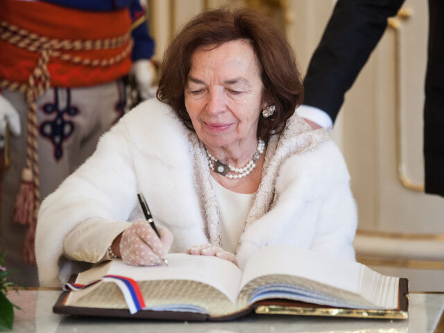 Klausová