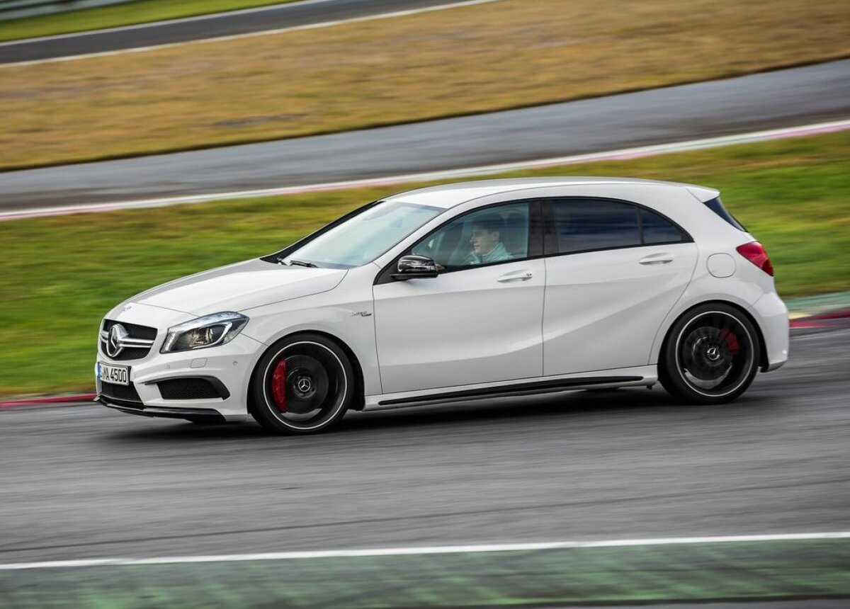 Mercedes-Benz A 45 AMG