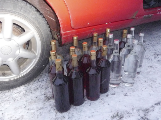 Alkohol, pochybný, colníci