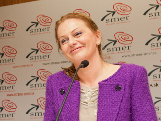 Fico, Flašíková-Beňová