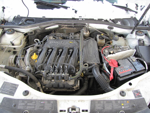 Atmosférický štvorvalec K4M (1.6 16V) si v ťažkej Dacii rýchlo siahne na dno.