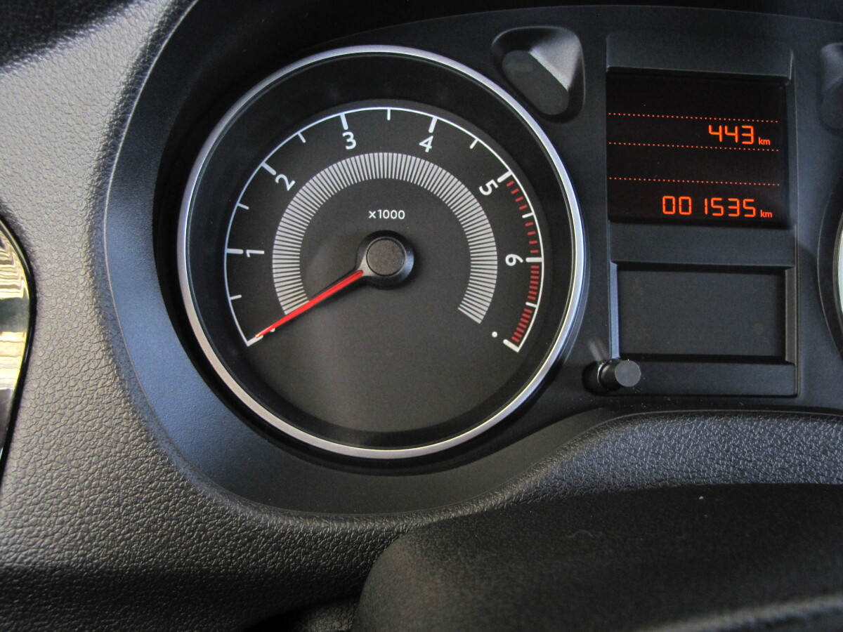 Peugeot 301 1.2 VTi