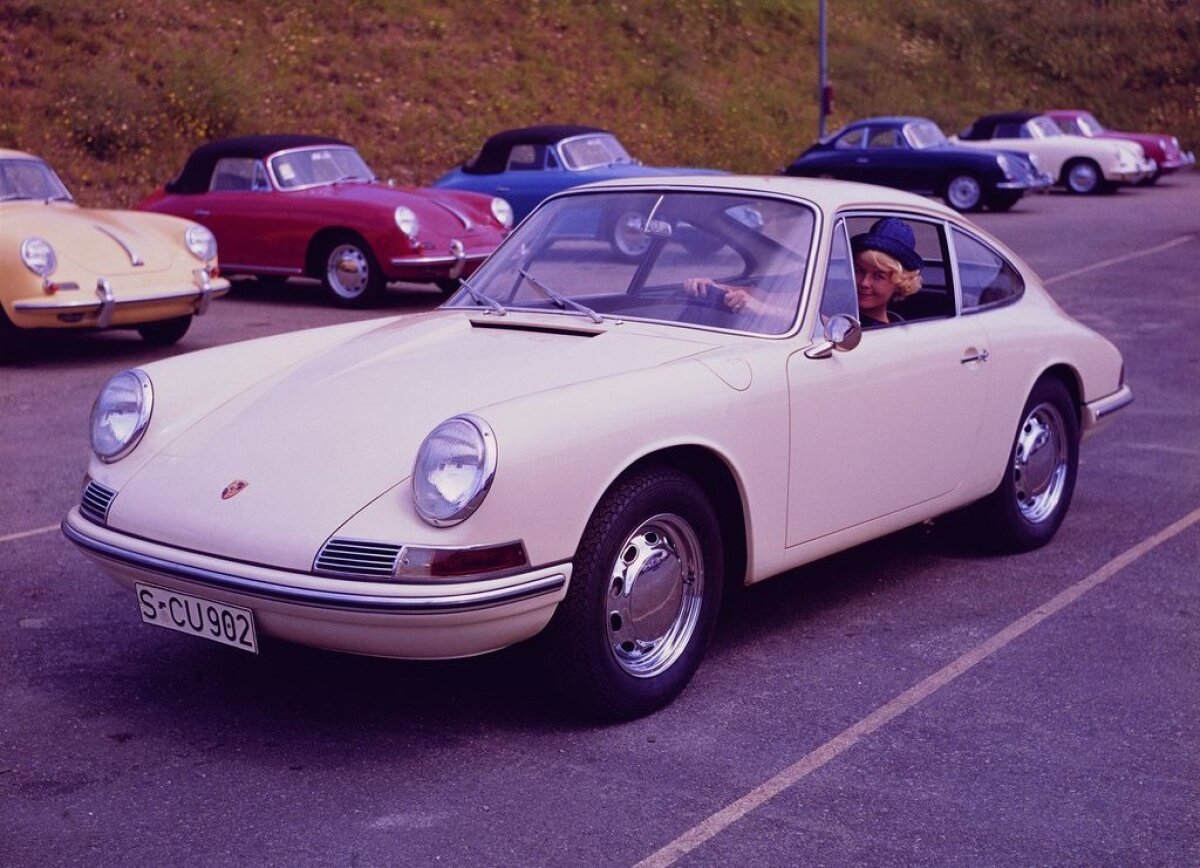 Porsche 911 2.0 Coupe (1964)