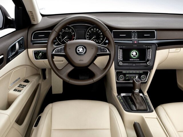 Škoda Superb