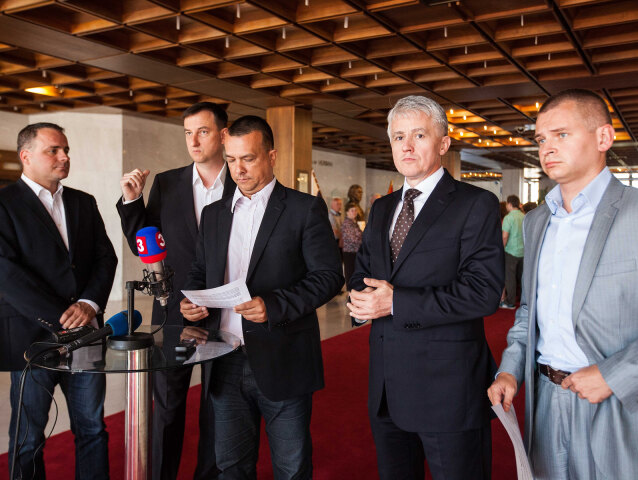 LIBERÁLNA DOHODA: Poslanecké návrhy zákonov