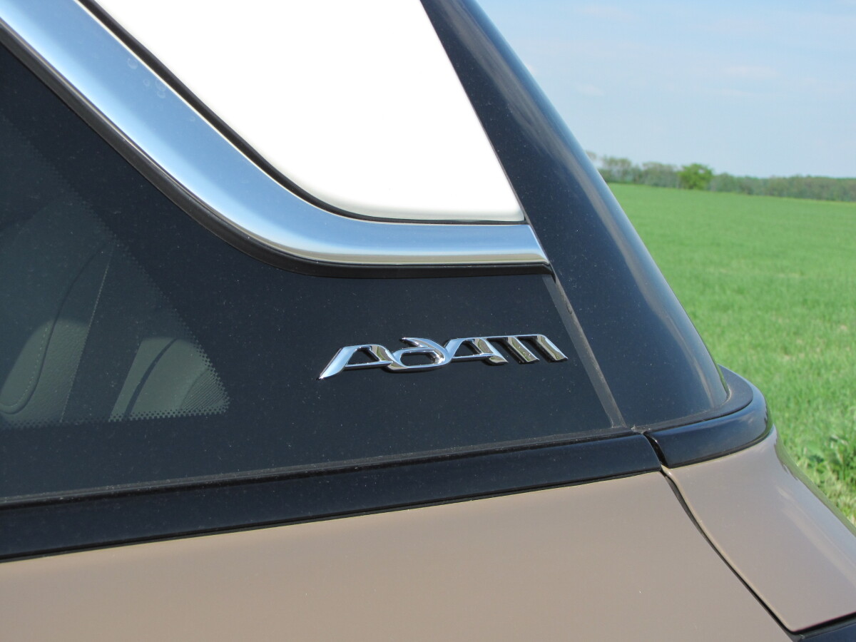 Opel Adam