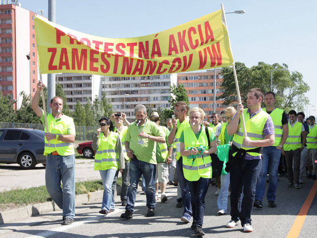 Protest zamestnancov, VW, Volkswagen, odbory