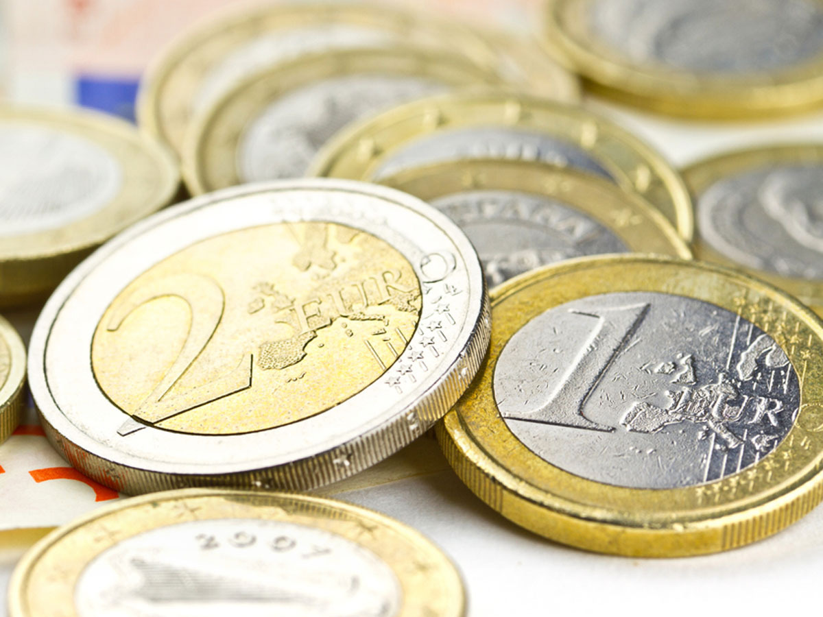 Peniaze, euro, mince