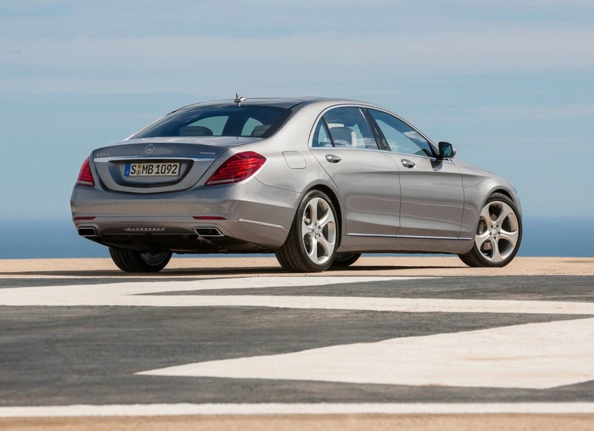 Mercedes-Benz S