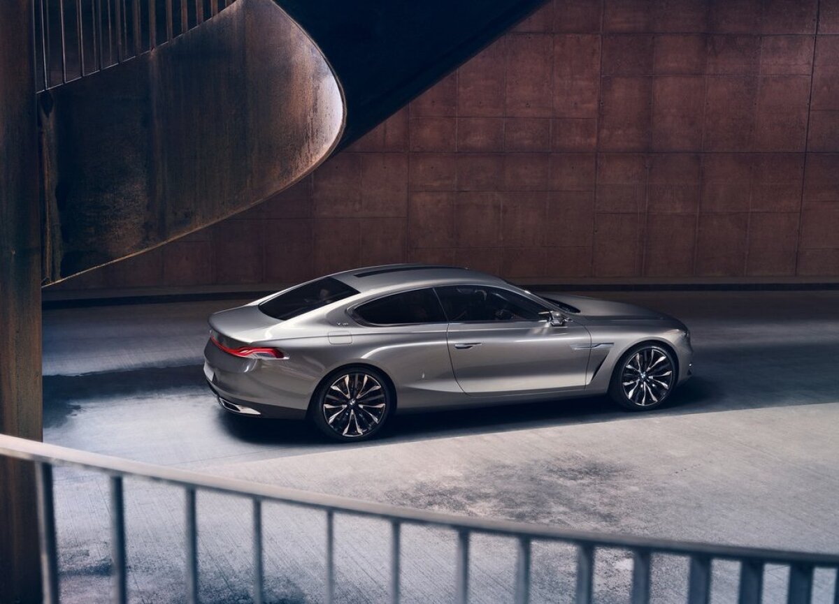 BMW Gran Lusso V12 Coupe