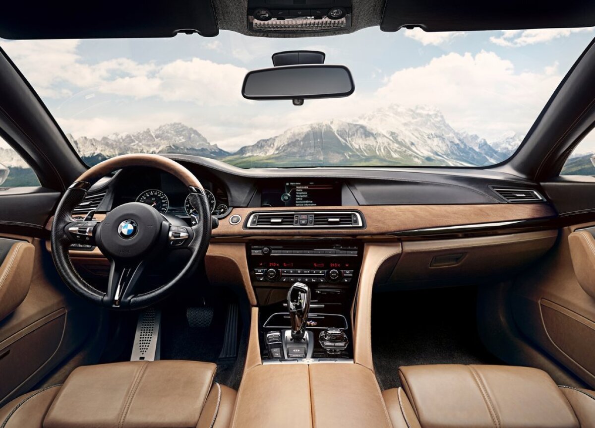 BMW Gran Lusso V12 Coupe
