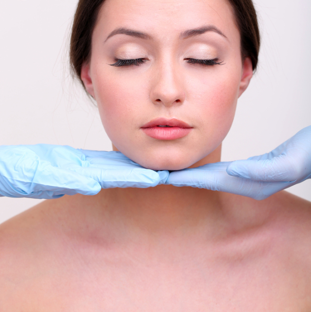 neivnazívne ošetrenie, ultherapia, dermatologička 