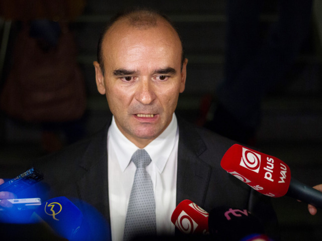 Ivan Macko, tunelovanie tajných služieb