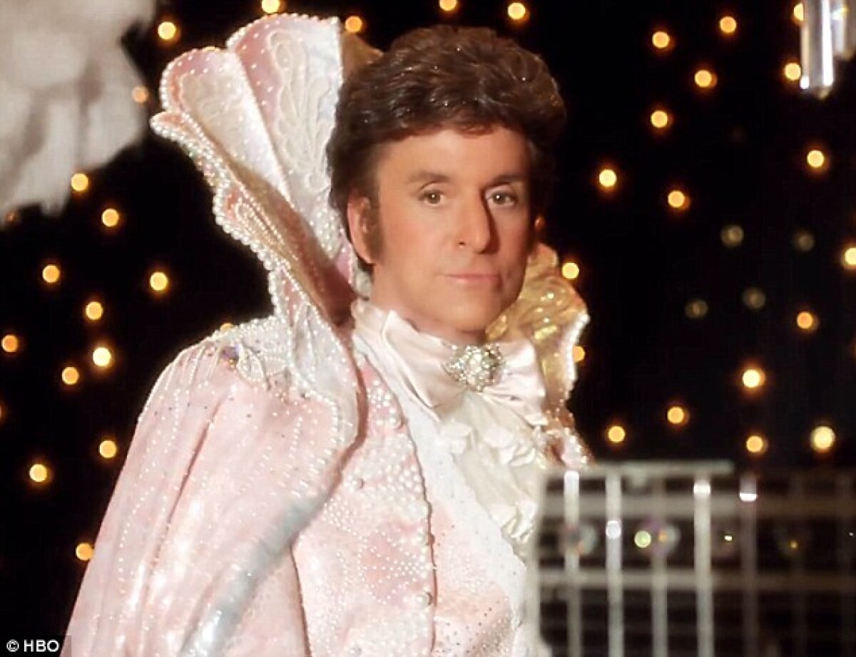 Michael Douglas ako pianista Liberace
