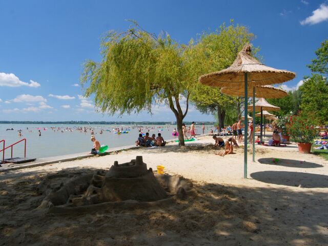 Balaton  plaz  inzercia