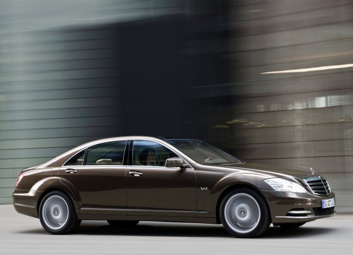 Mercedes-Benz S (W221)