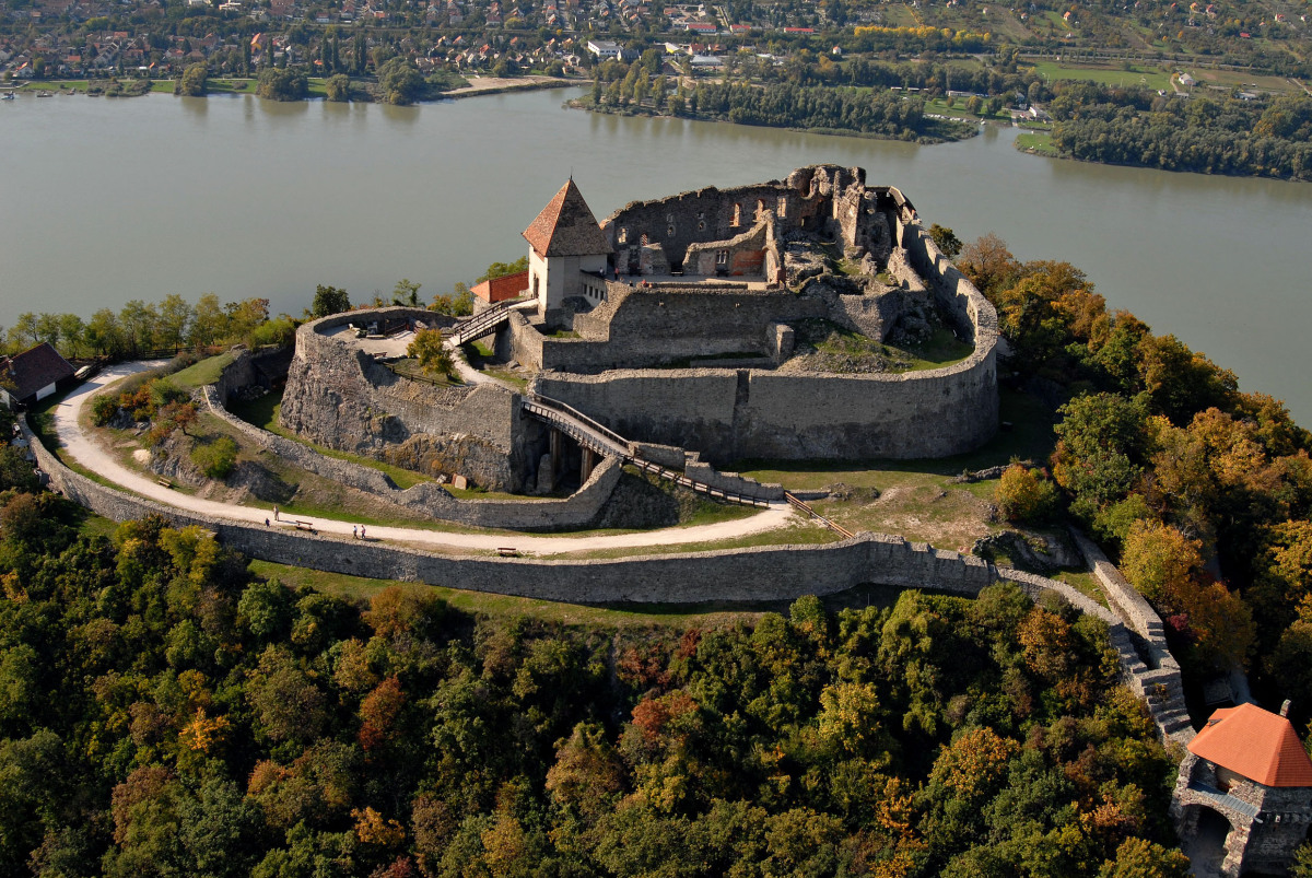 Visegrad inzercia