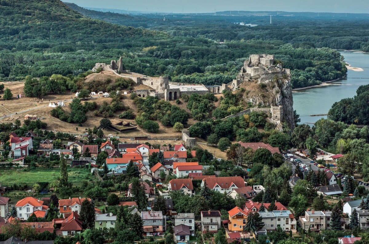 Devín