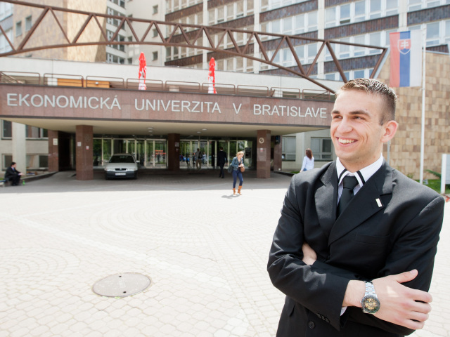 matúš šamír, študent, ekonomická univerzita