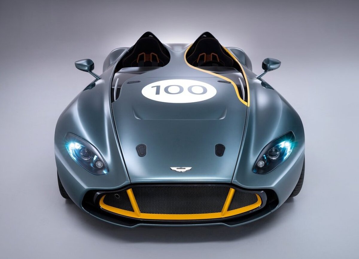 Aston Martin CC100 Speedster Concept
