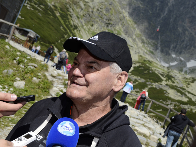 Olympijské hokejové leto, Vladimír Vůjtek