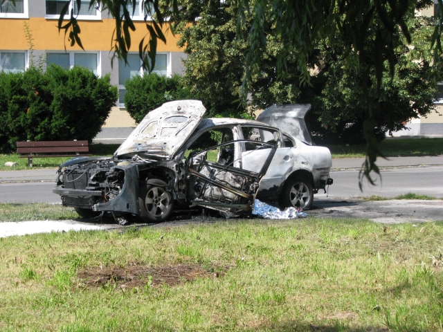 Žiar, auto, výbuch
