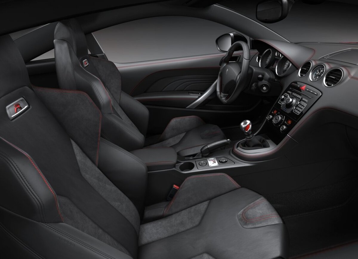 Peugeot RCZ R