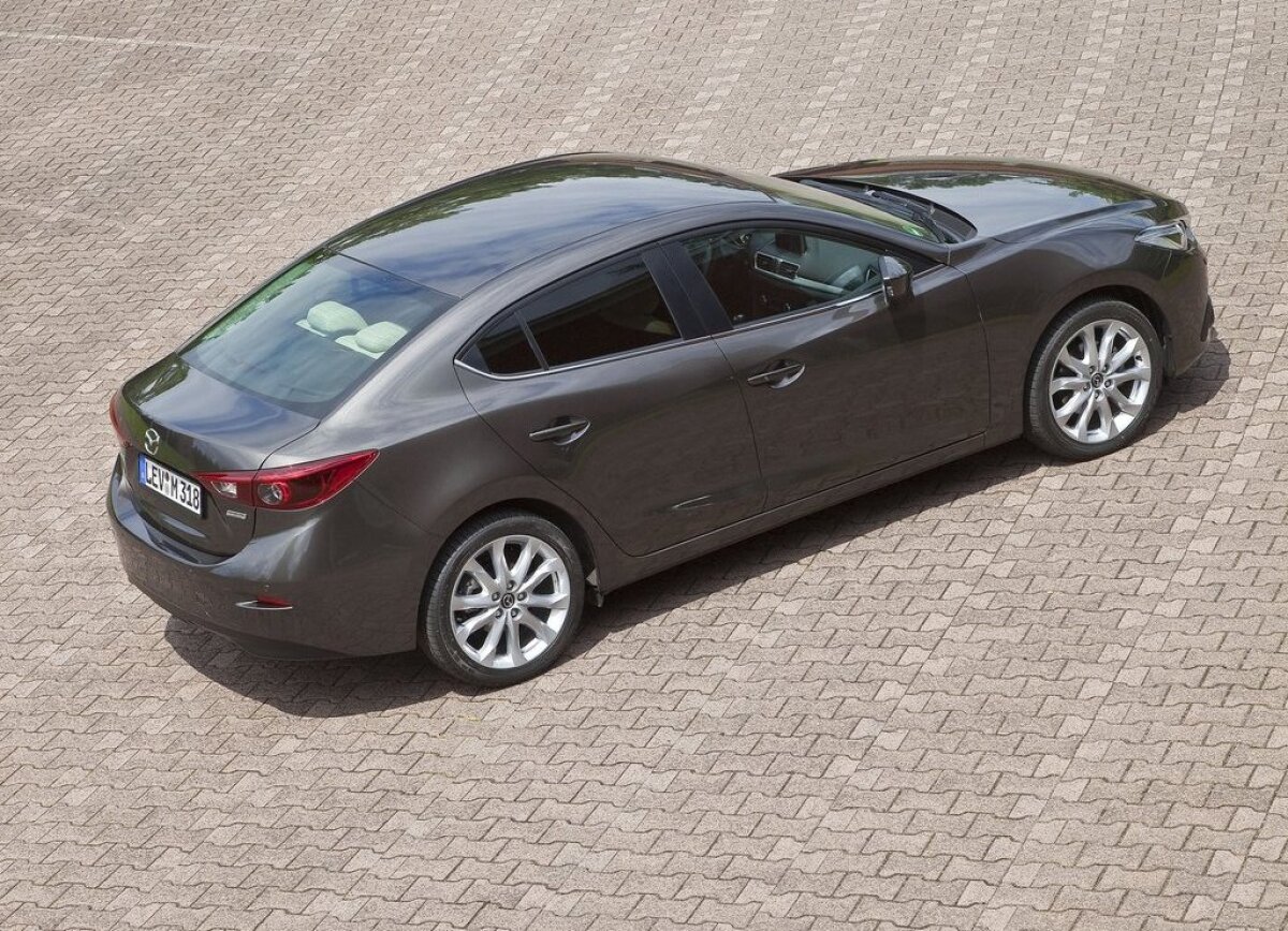 Mazda3 sedan