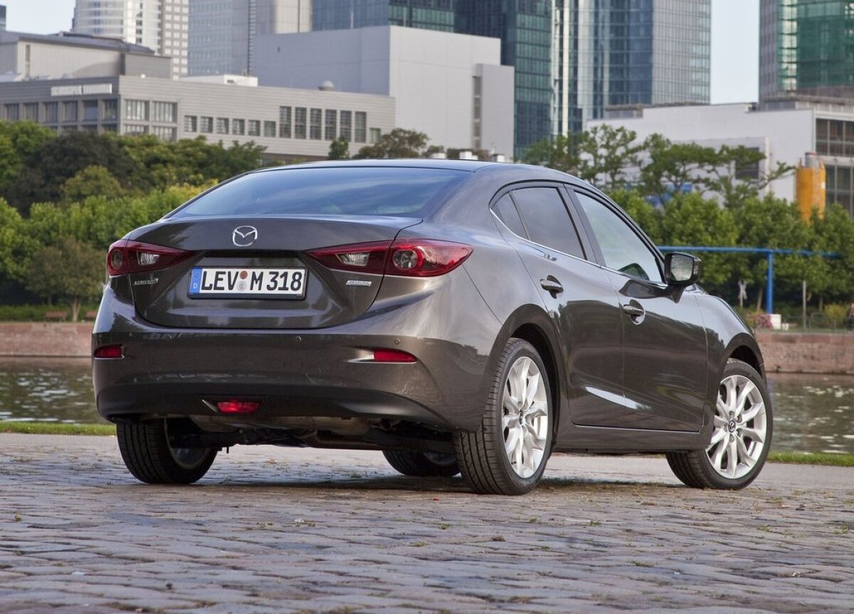 Mazda3 sedan