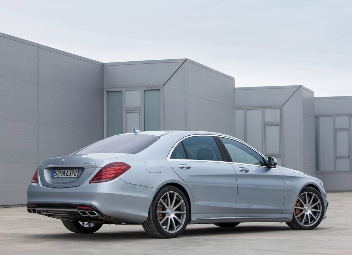 Mercedes-Benz S63 AMG