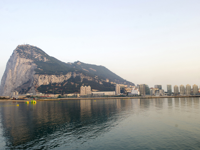 Británia, Gibraltár, Španielsko, spor