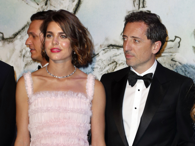 Charlotte Casiraghi a Gad Elmaleh