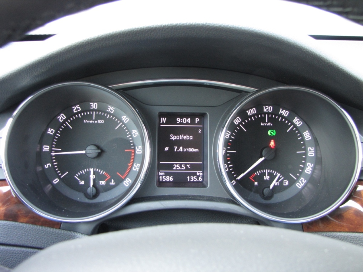 Škoda Superb