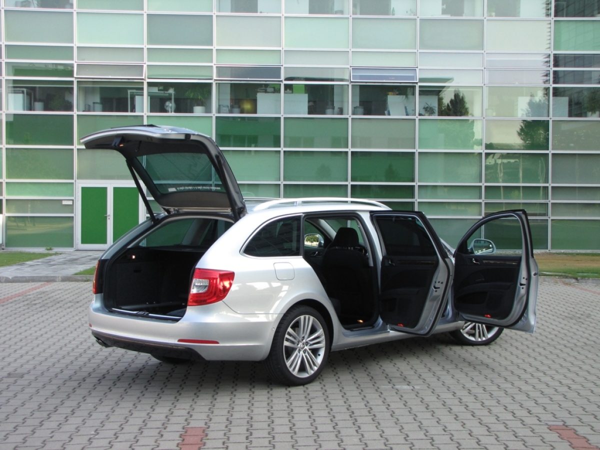 Škoda Superb