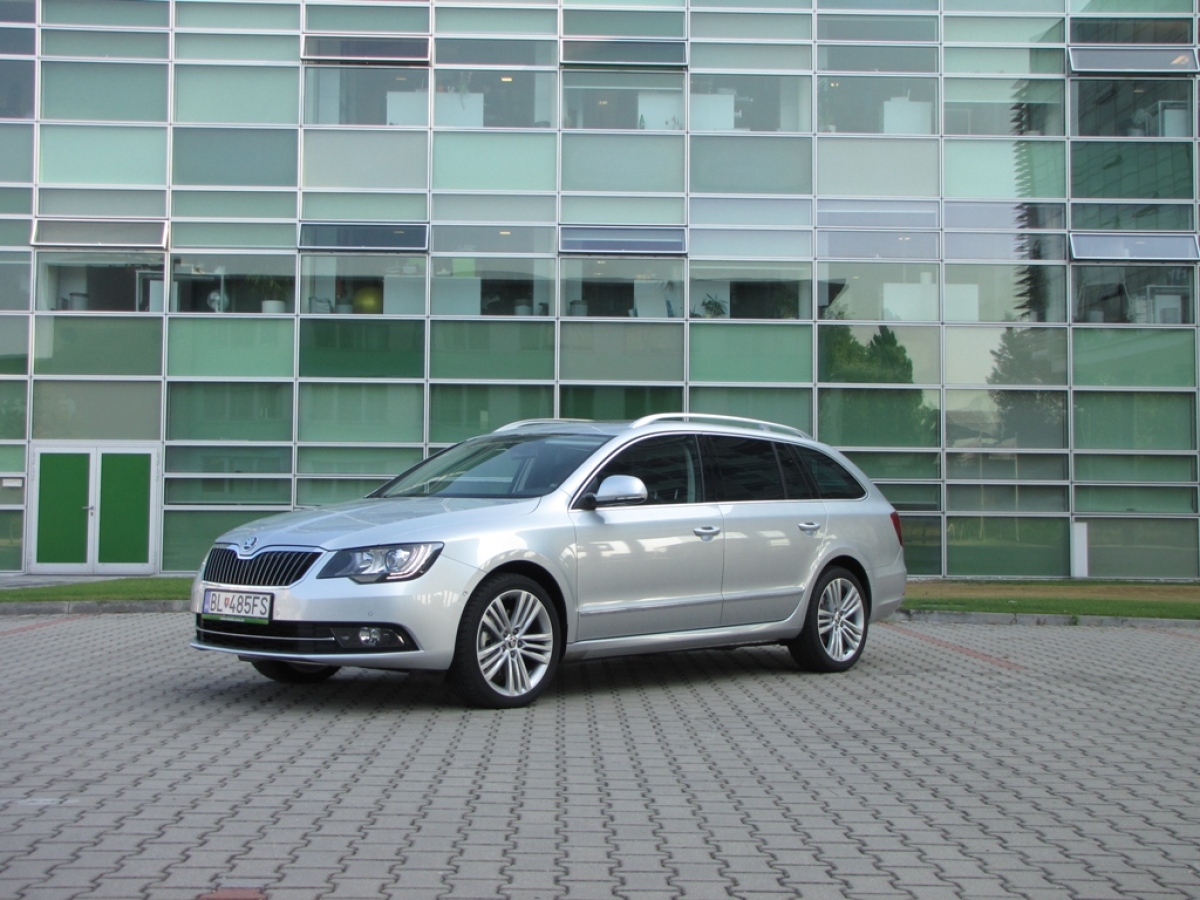 Škoda Superb