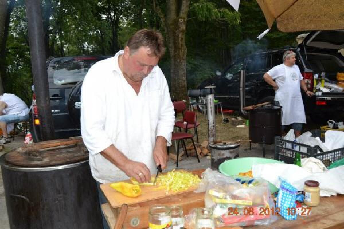 gulas LIONS CLUB - inzercia