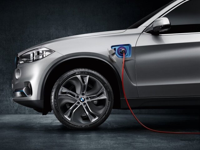 BMW-X5 e Drive Concept 2013