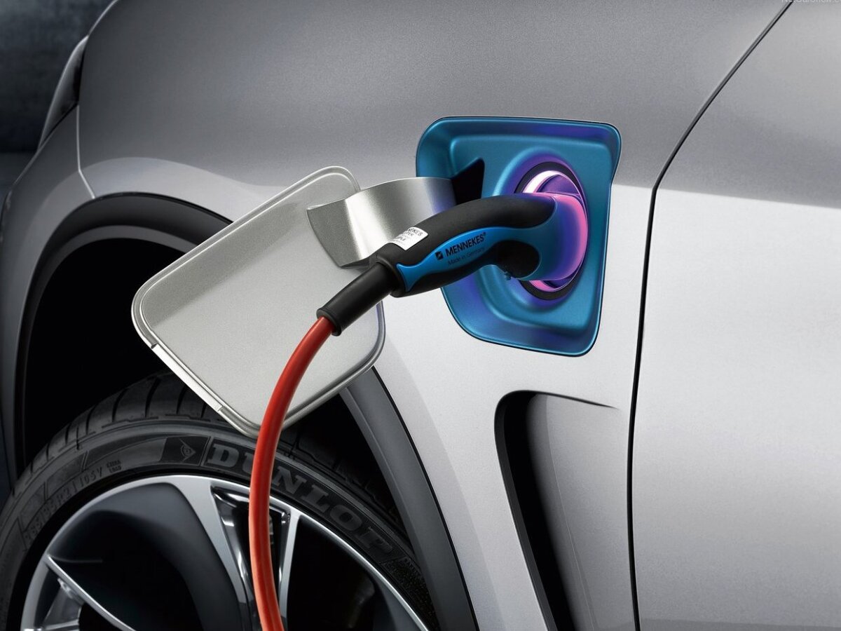BMW-X5 e Drive Concept 2013