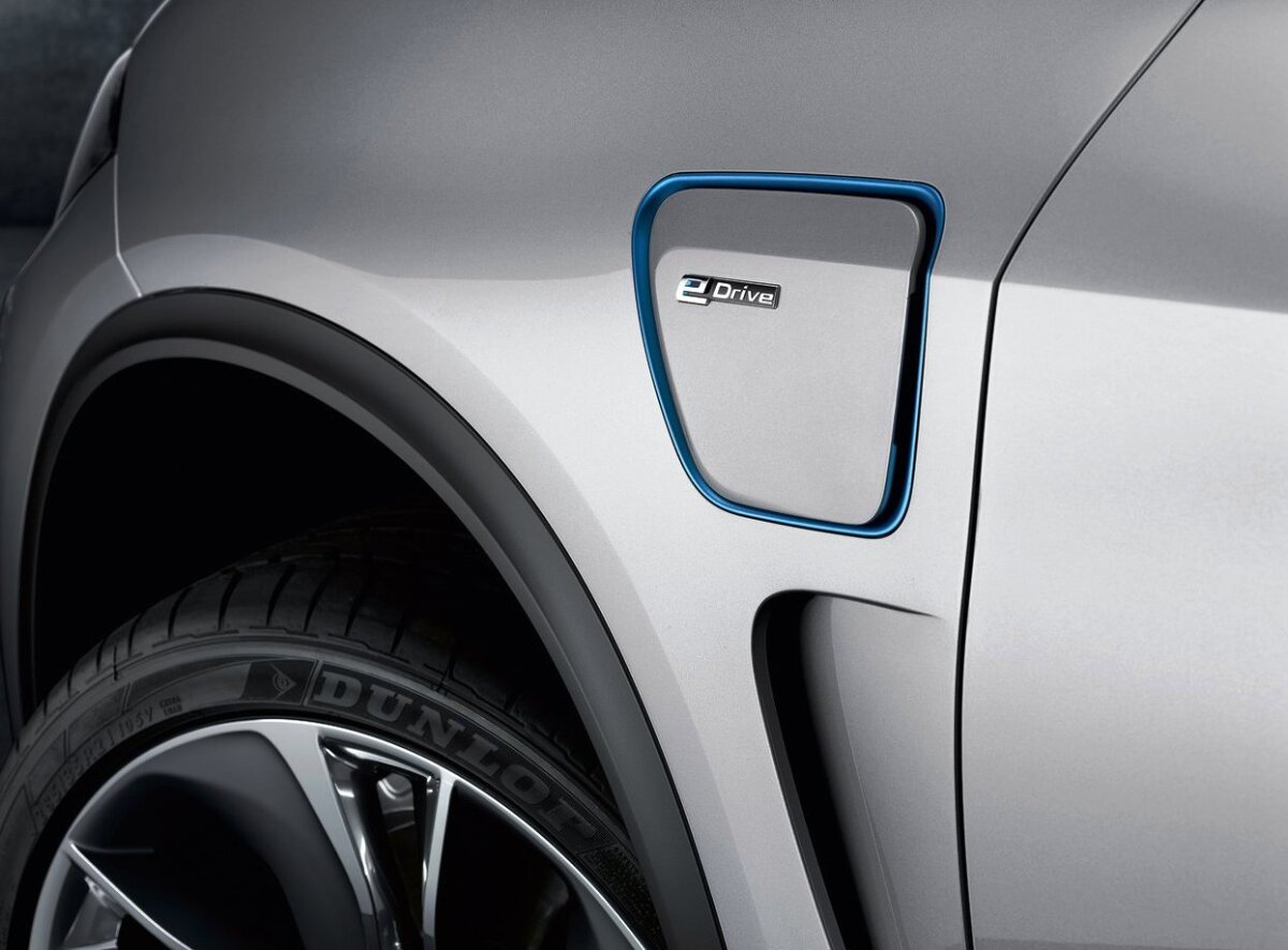 BMW-X5 e Drive Concept 2013