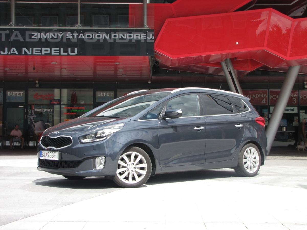 Kia Carens