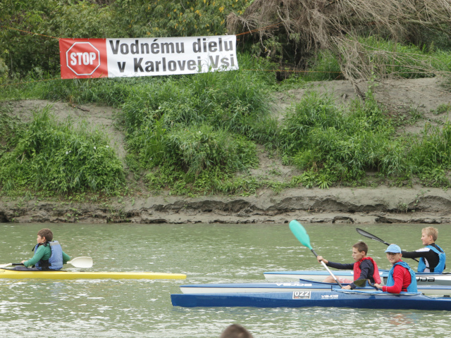 protest, vodné dielo, Bratislava, vodák