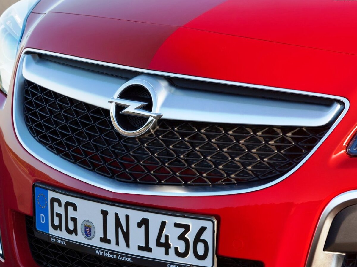 Opel-Insignia OPC Sports Tourer 2014